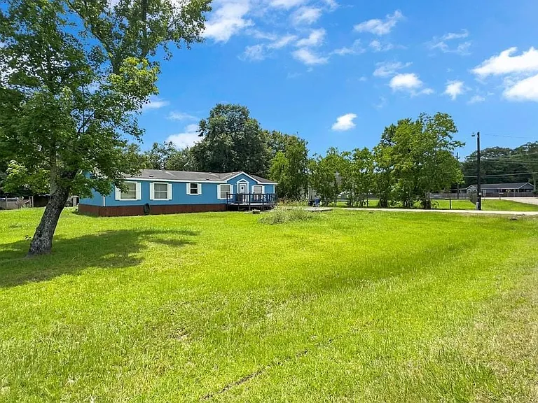 21608 County Road 3748 — Photo 1
