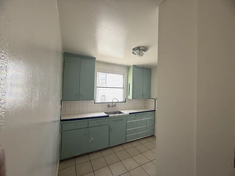 1507 E 15th St #1505A — Photo 4