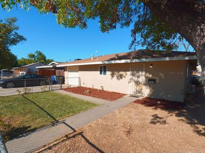 1001 Colorado Ave, Modesto, CA, 95351