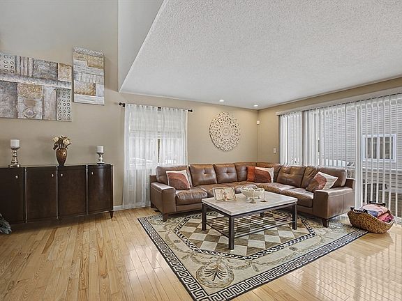 2nd image of 103 Norris Brook Ln #103