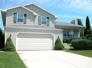 5722 Bellows Cir, Madison, WI 53716