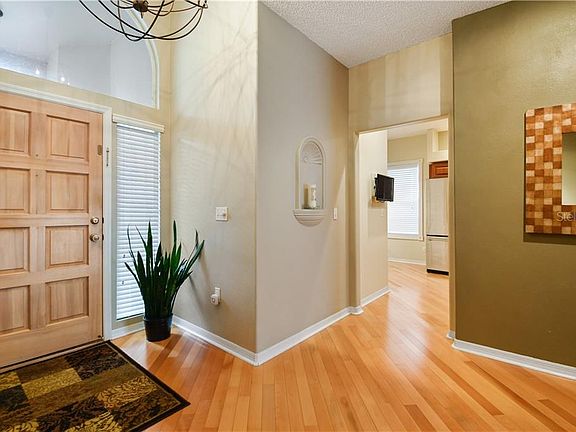 5th image of 1107 Dartford Dr