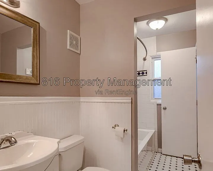 8710 Kentucky Ave — Photo 12
