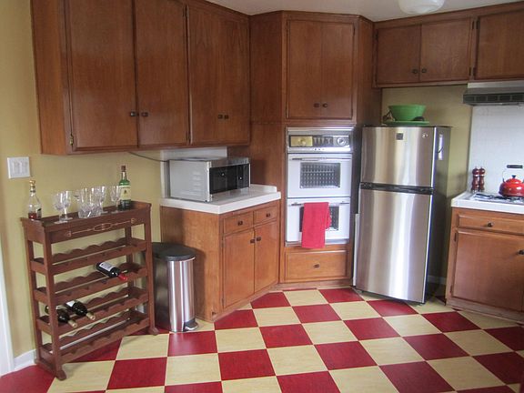 5th image of 5202 Vincent Ave
