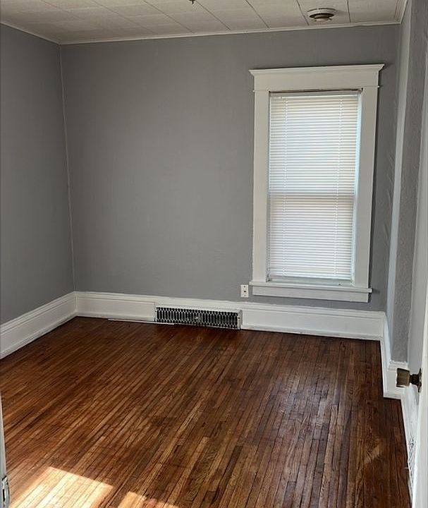 1st image of 3107 Upton Ave N #1