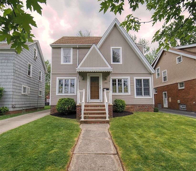 1st image of 245 E 211th St