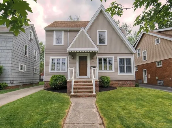245 E 211th St, Euclid, OH 44123
