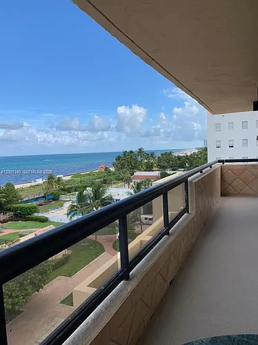 2555 Collins Ave #711 Photo 1