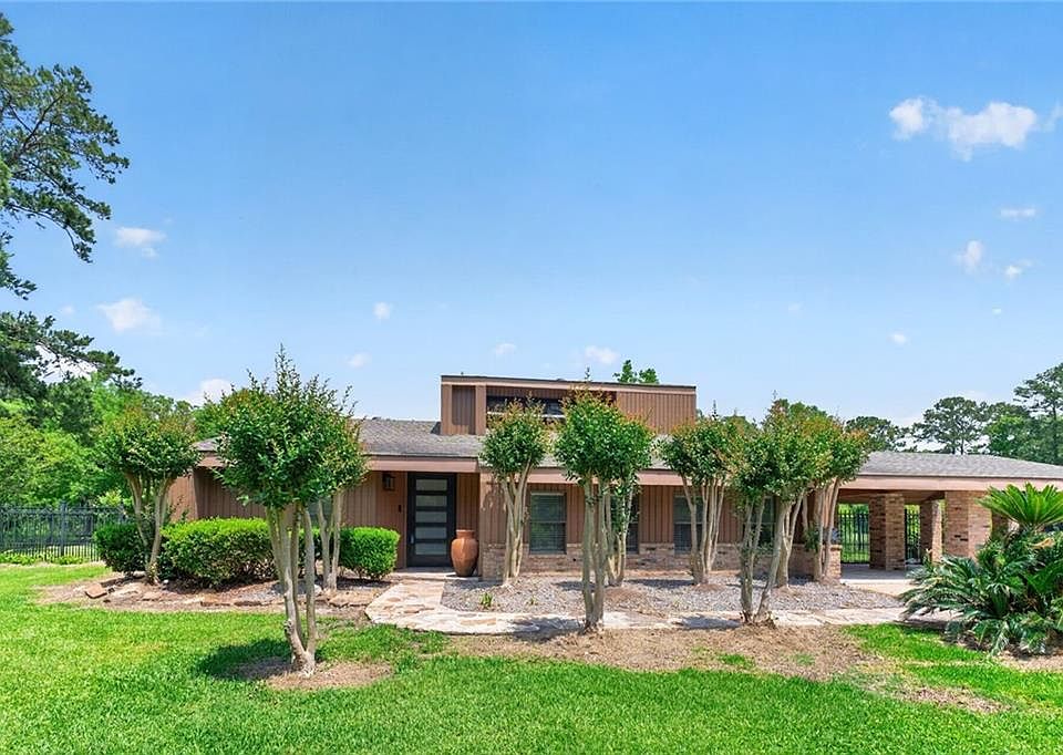 1st image of 28267 Stanga Ln