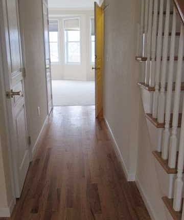 4th image of 276 Montgomery St
