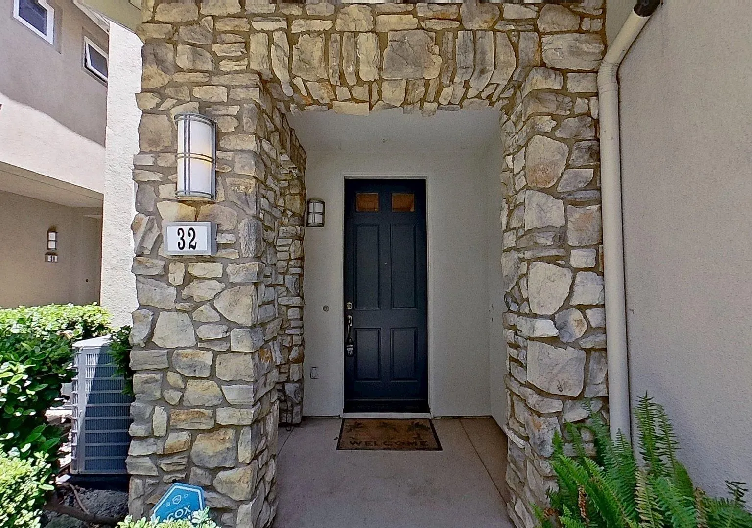 Move In Promo: 32 Meridian Dr, Aliso Viejo: Spacious 1,500 Sqft 2 Bed 2 Bed Townhouse With Commun... — Photo 2