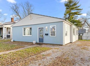 824 E Fairoaks Ave, Peoria, IL