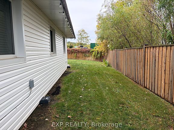 2nd image of 4630 Durham Rd