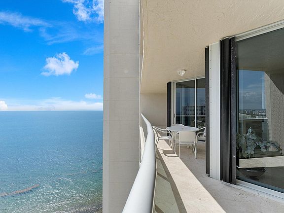 5th image of 3200 N Ocean Dr APT 2505