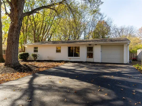 5220 Sunny Meade Ln, Indianapolis, IN 46208