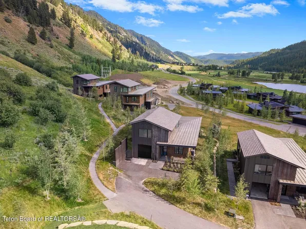 14245 Wullf Way, Jackson, WY 83001