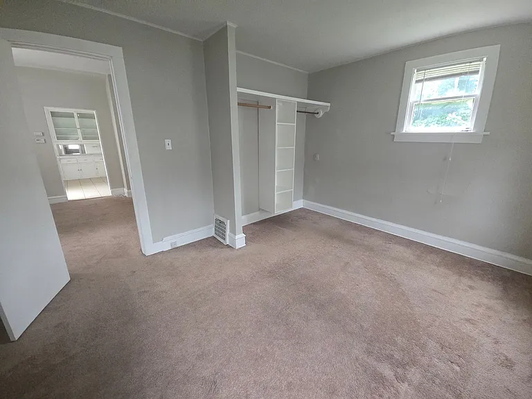 2456 N Bartlett Ave — Photo 10