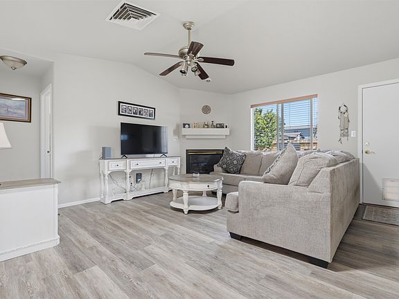 4th image of 3146 1/2 W Mandarin Ct
