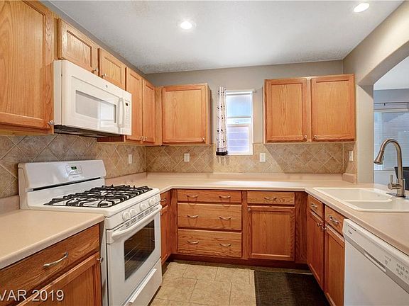 2nd image of 9175 Badby Ave