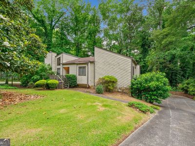 766 Lost Creek Cir, Stone Mountain, GA, 30088