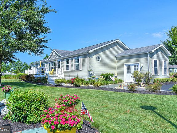 3rd image of 34126 Sandpiper Ln #1002