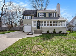 625 Steketee Ave, Holland, MI