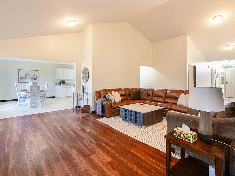 53361 Zachary Dr — Photo 9
