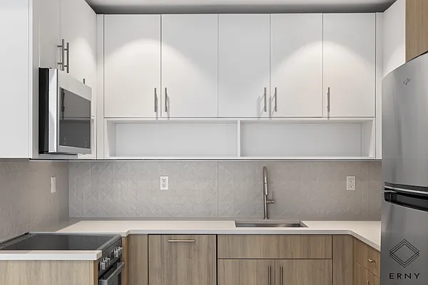 Rented by ERNY LLC | media 15