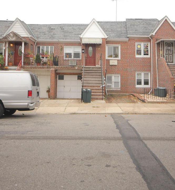1st image of 2130 47th St