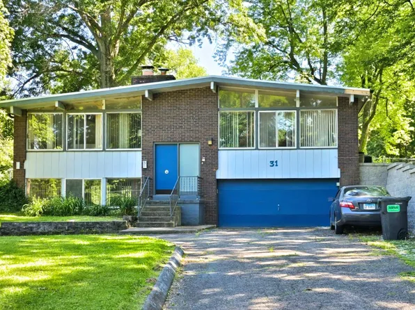 31 Kingston Dr, Belleville, IL 62223