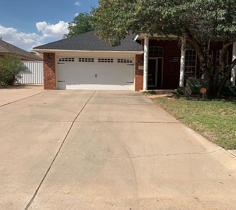 1st image of 1012 Rosewood Dr