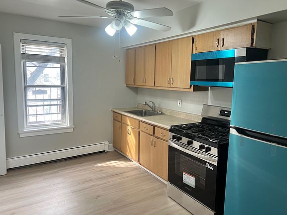 5th image of 307 Orange Rd APT 4