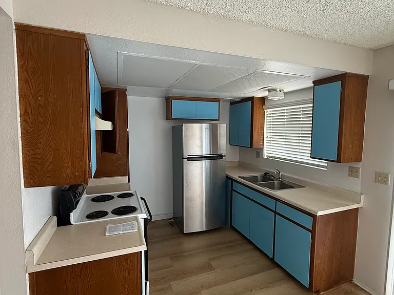 437 Newport Ave #4 — Photo 3