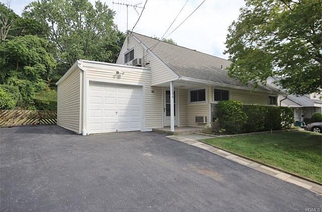 1st image of 134 Gailmore Dr