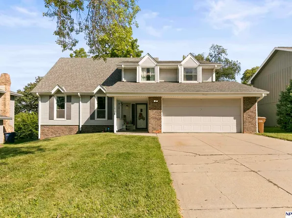 3512 Lynnwood Dr, Bellevue, NE 68123