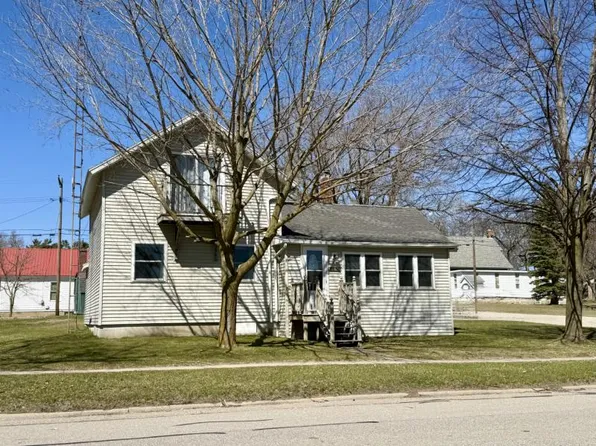 9756 Main St, Bay Port, MI 48720