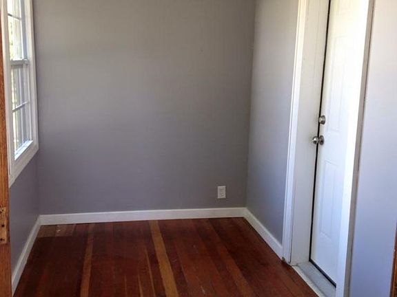 4th image of 1521 Lafayette Ave