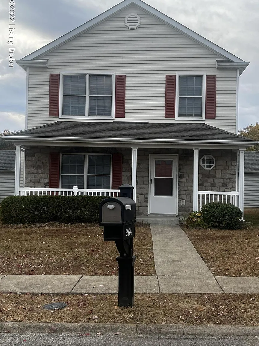5924 Haven Manor Way photo 1