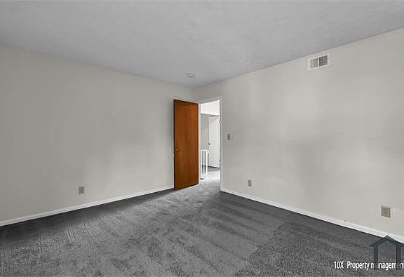 4th image of 1910 Bairsford Dr