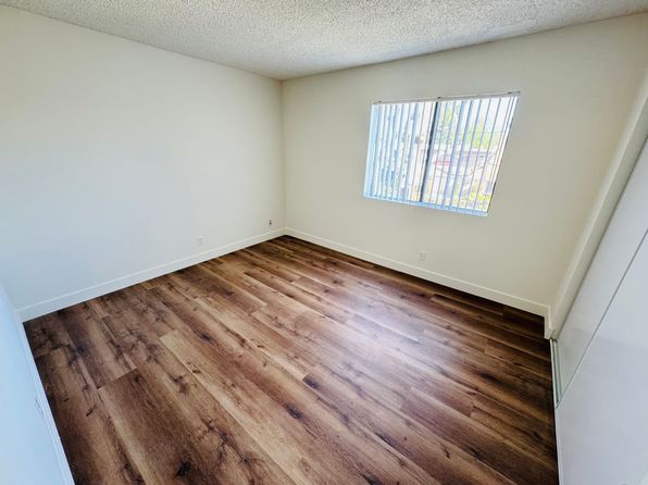 13956 Vanowen St APT 202