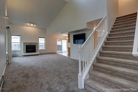 3 bed, 2.5 bath, 1810 sqft, $3,300 — Photo 2