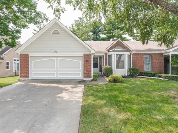 5104 Mulberry Ter, Saint Joseph, MO 64506