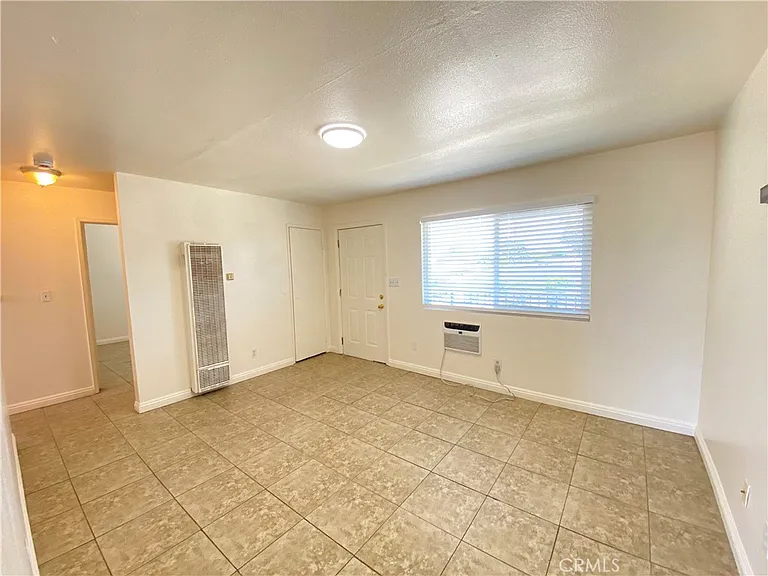 15129 Elm Ct #D — Photo 3