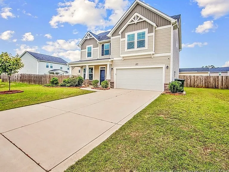 2209 Courtland Dr — Photo 34