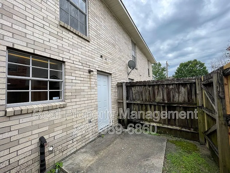 1704 Brightside Dr #C — Photo 14