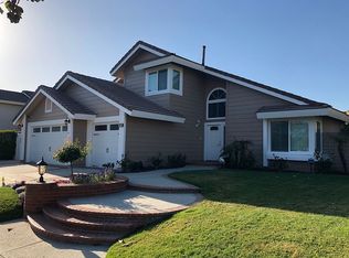 6075 Mescallero Pl, Simi Valley, CA 93063