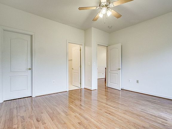 5th image of 12729 Lady Somerset Ln