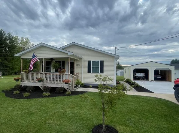 112 Woodridge Ln, Shady Spring, WV 25918