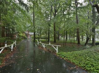429 Woodland Ln, Webster, NY 14580