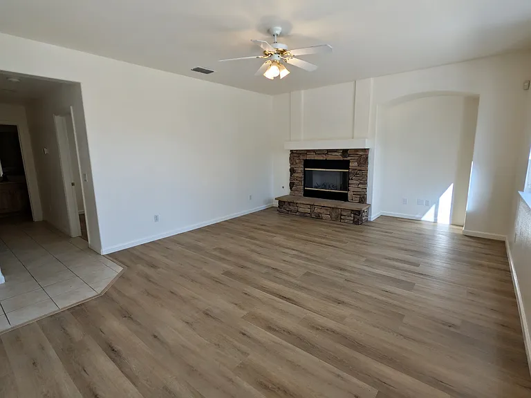 10250 Patti Way — Photo 6